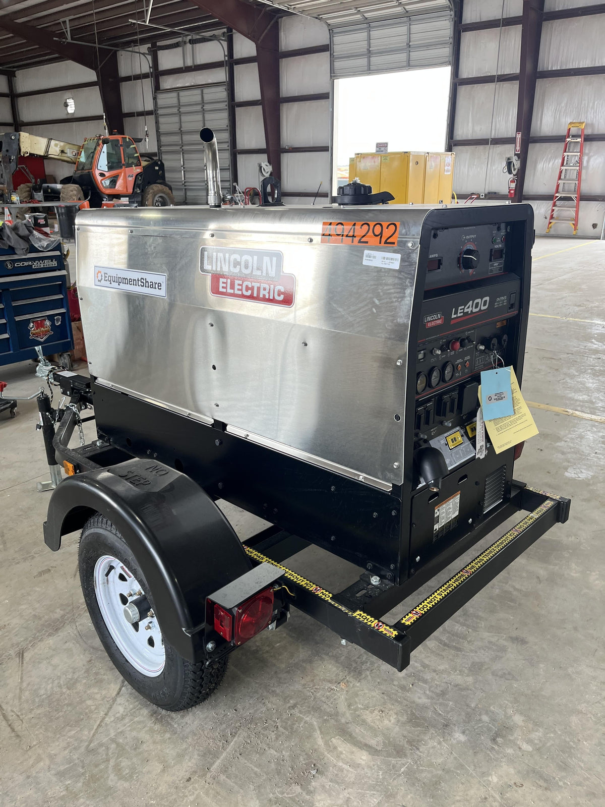 2025 Lincoln Electric LE400 Diesel, Kubota V1505, 22 HP, Trlr, Cable Rack, Light Kit, ES Decals, T3