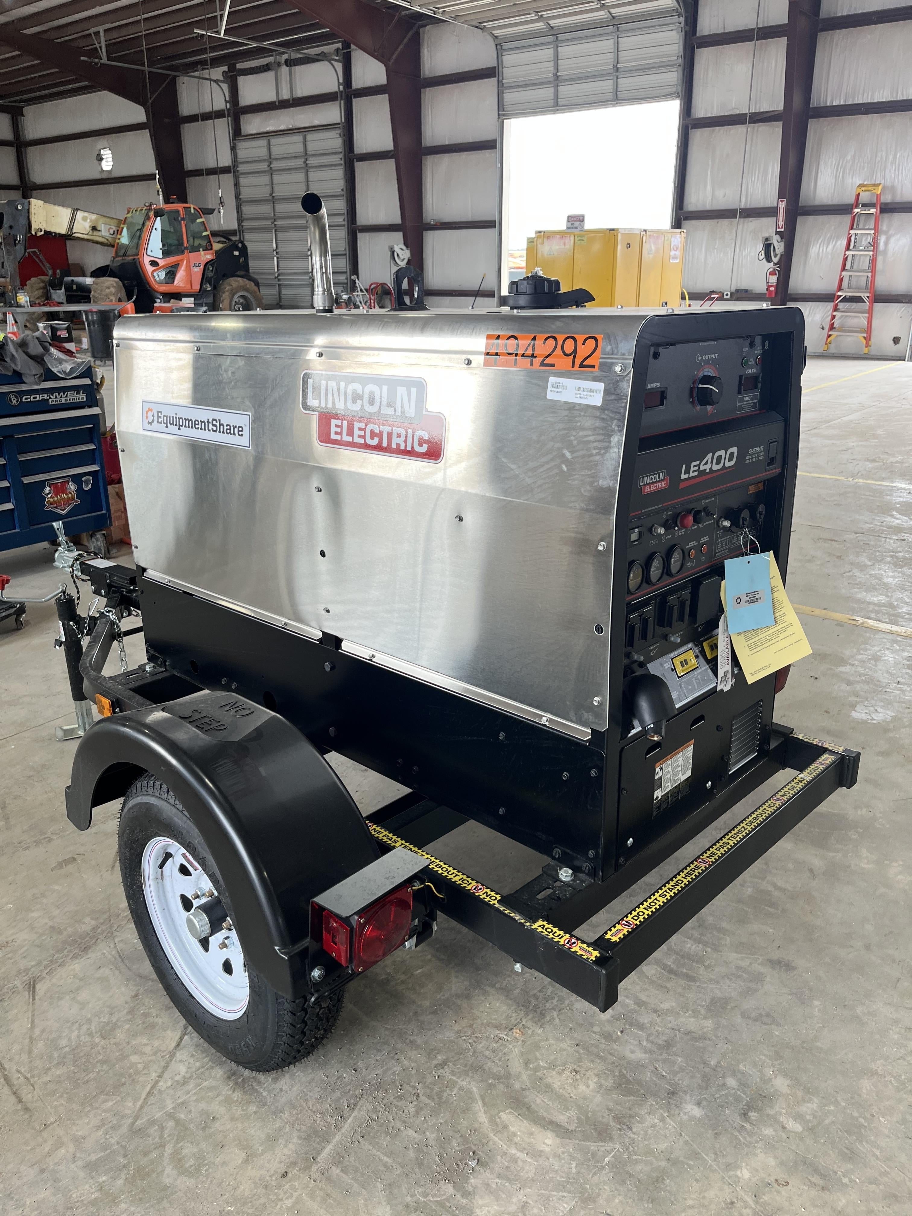 2025 Lincoln Electric LE400 Diesel, Kubota V1505, 22 HP, Trlr, Cable Rack, Light Kit, ES Decals, T3