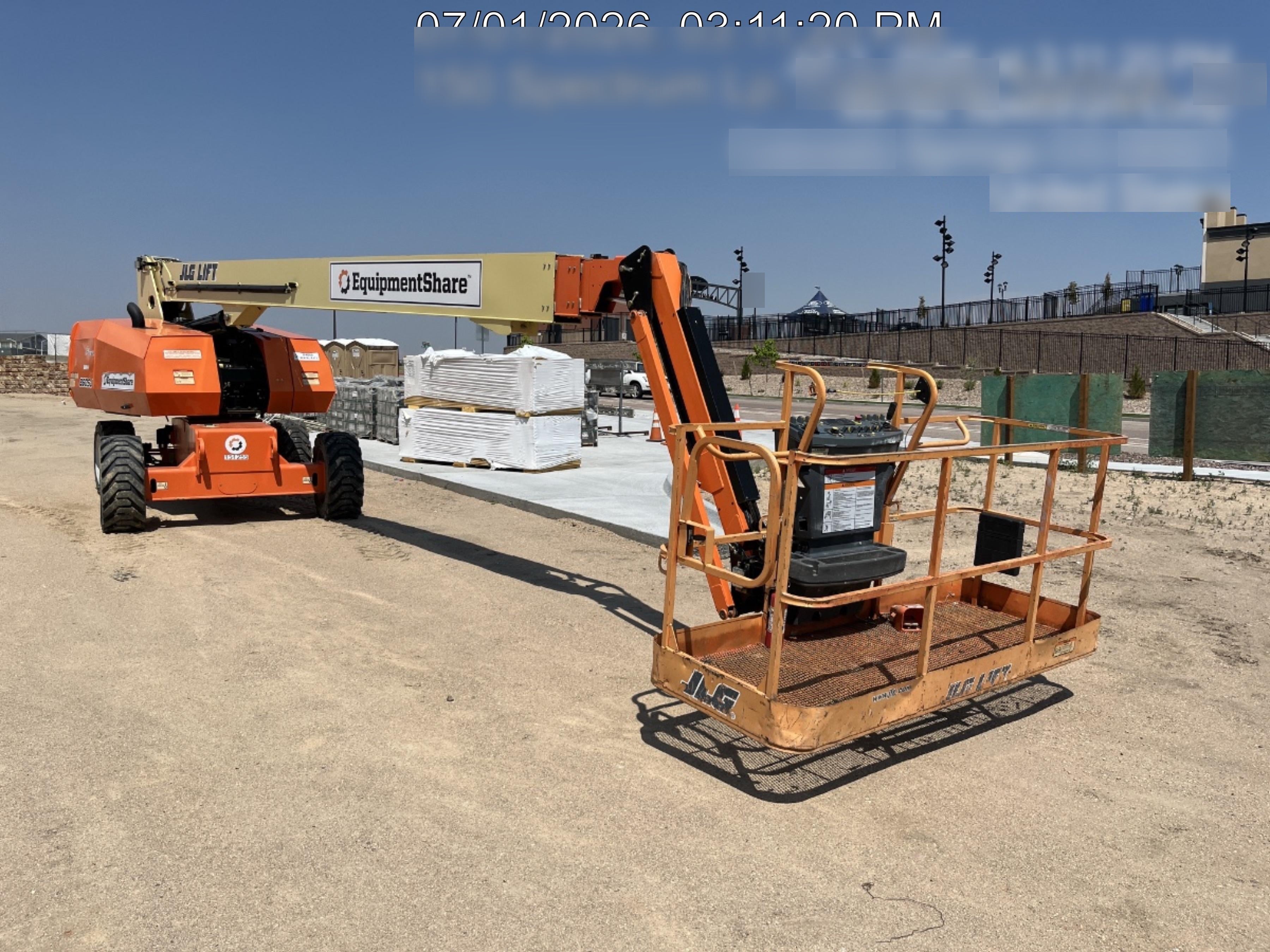 2021 JLG 860SJ
