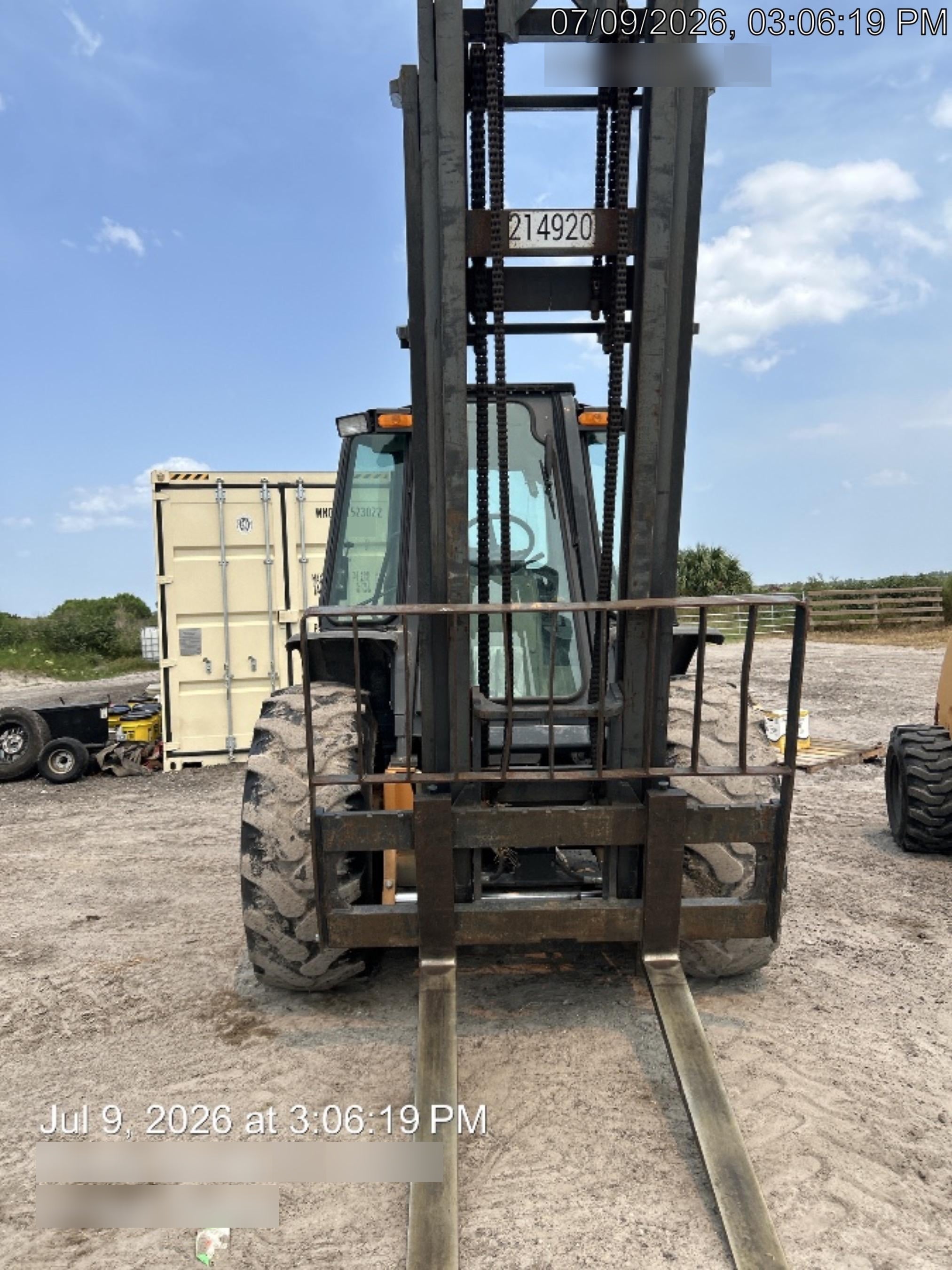2022 CASE 586H
