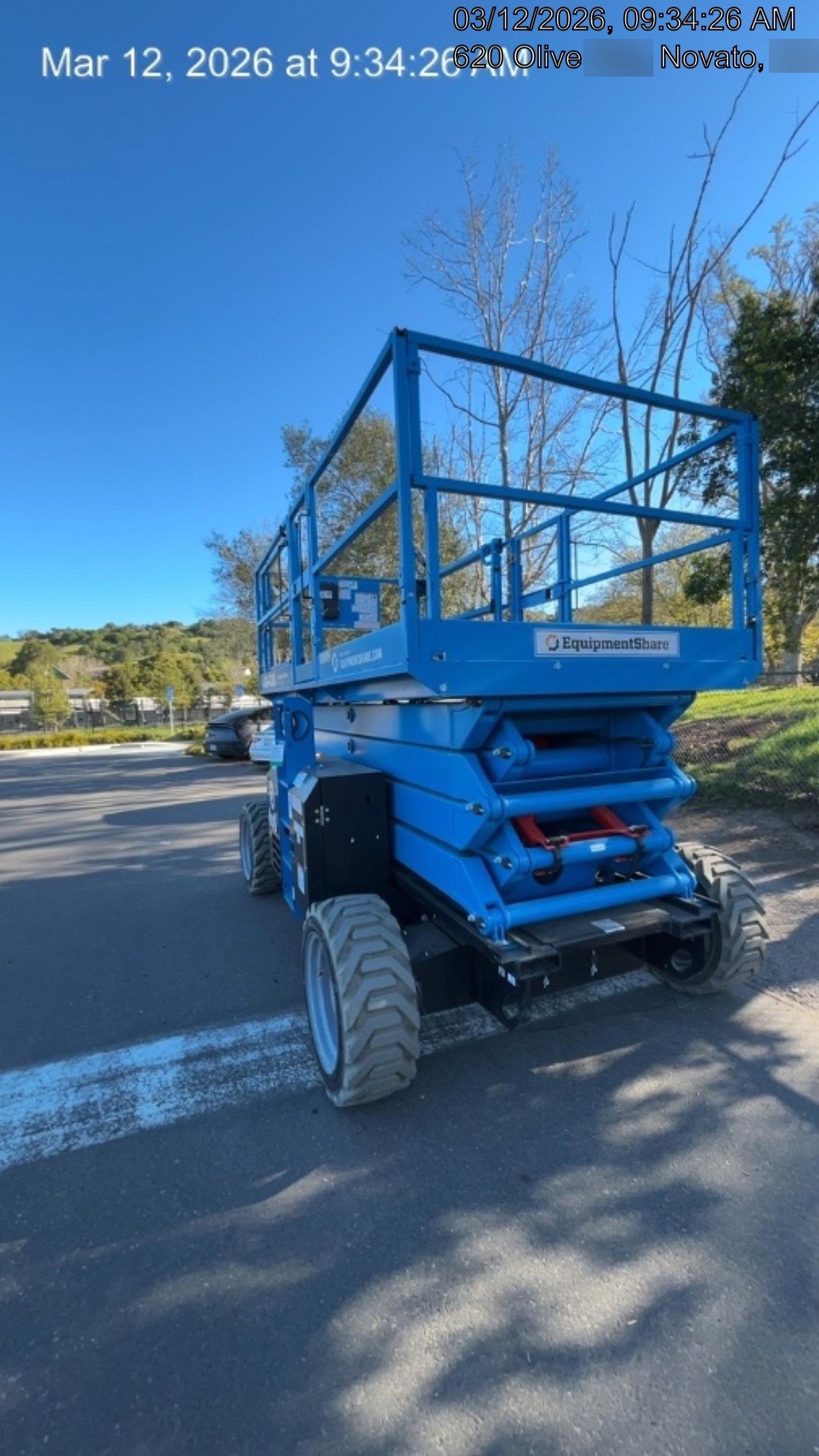 2020 Genie GS-1930 Solid Non Marking Tires, Beacon, Folding rails with half height swing gate, 800W Inverter