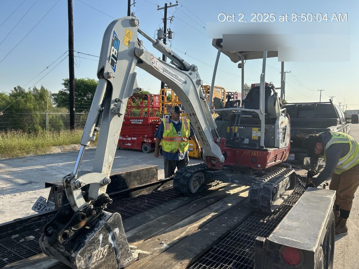 2023 TAKEUCHI TB20e