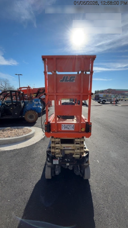 2021 JLG ES1932