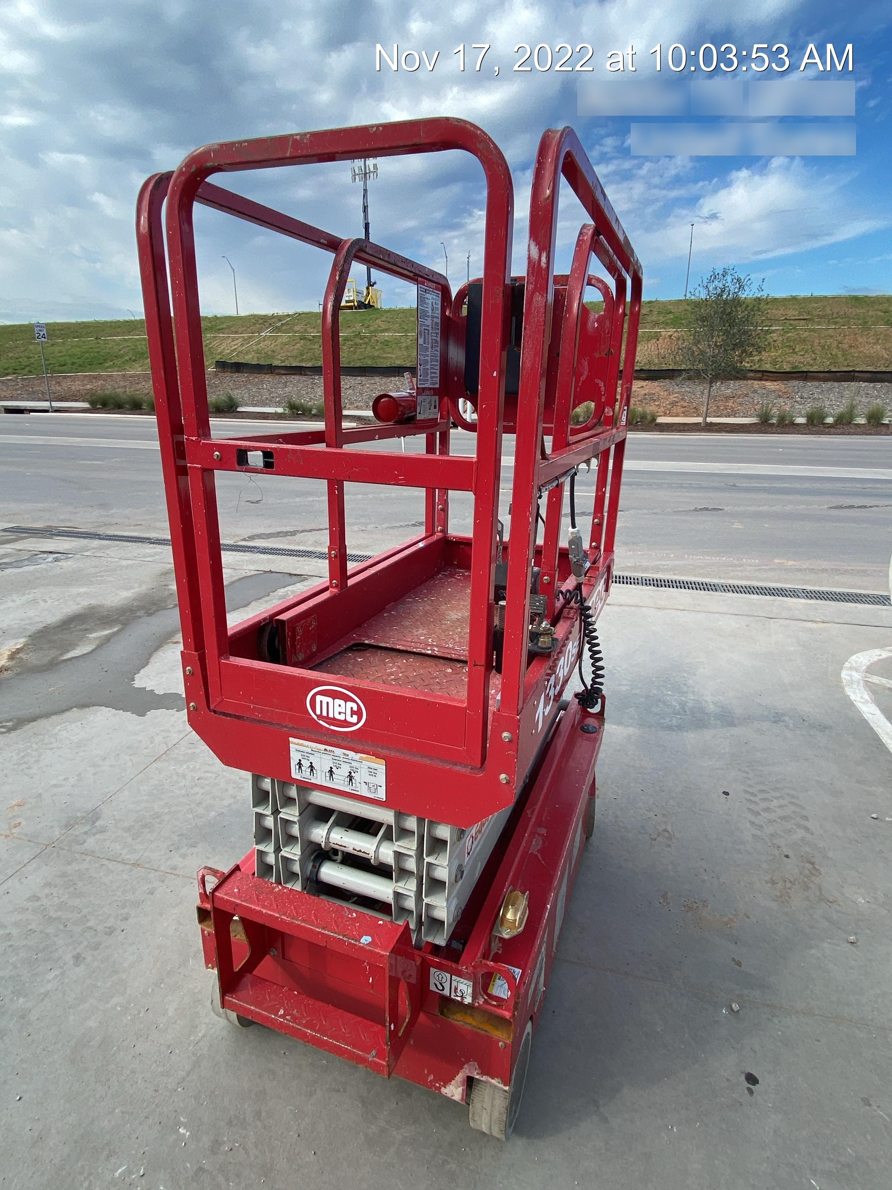 2019 MEC 1330SE MEC 1330SE w/ES Track Hardware, Full Extended 2 Year Warranty
