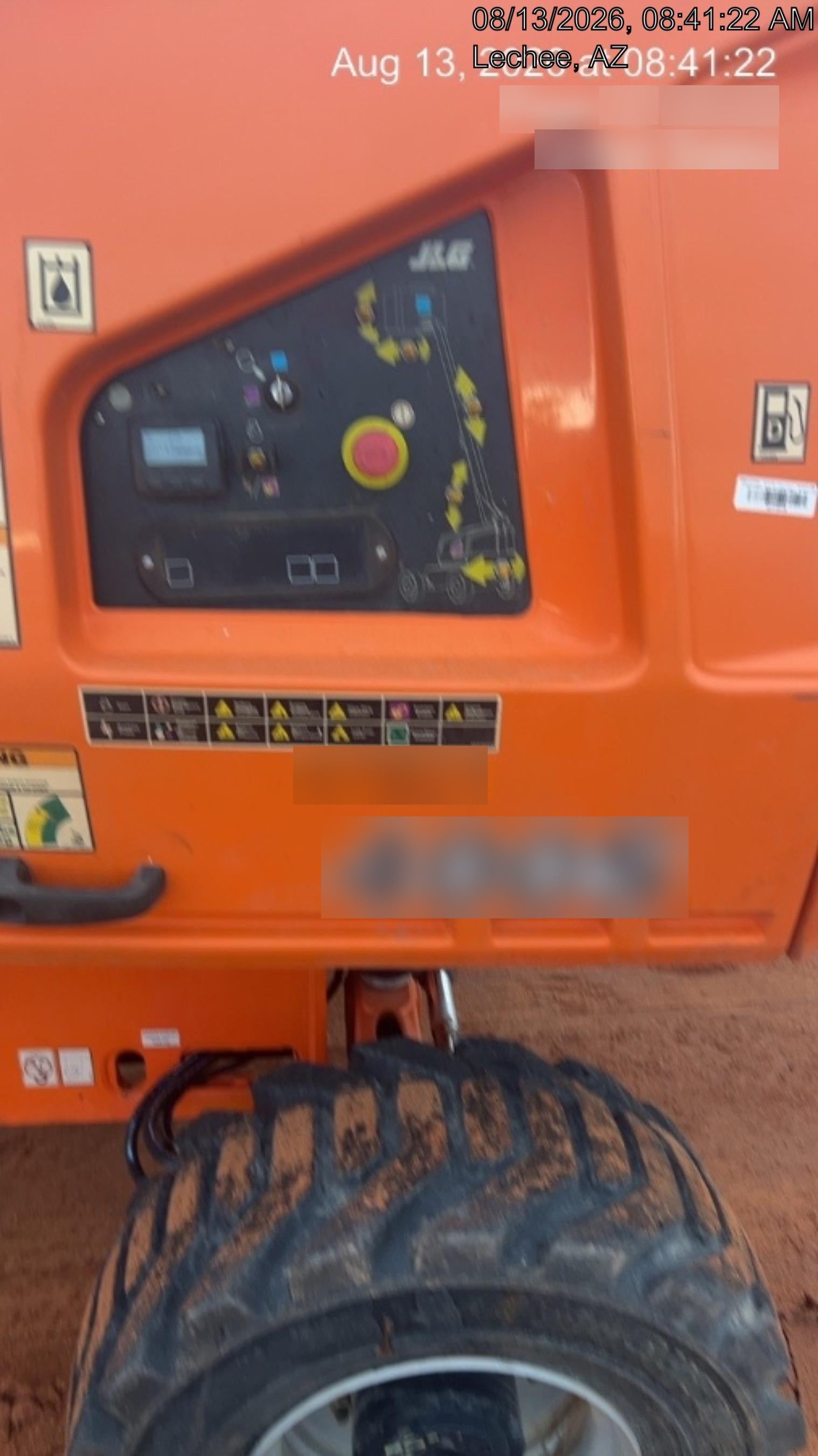 2019 JLG 400S