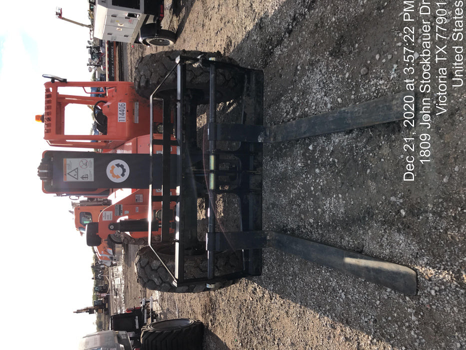 2020 Skytrak 8042 74 Hp, FF Tires, Work Lights, Beacon, Aux Hydraulics, Back up Alarm, Lifting Eye, ES Decals