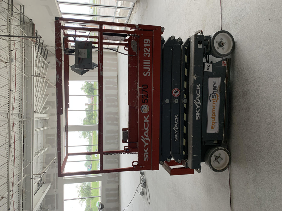 2017 Skyjack SJIII-3219 Skyjack SJIII-3219 Scissor Lift