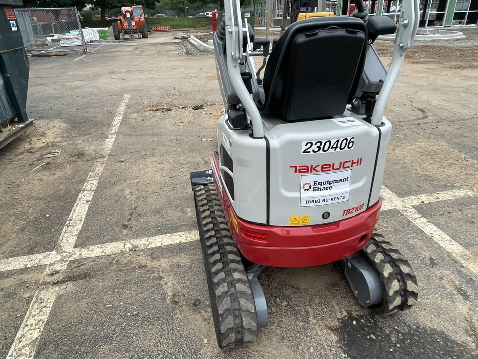 2022 TAKEUCHI TB210R