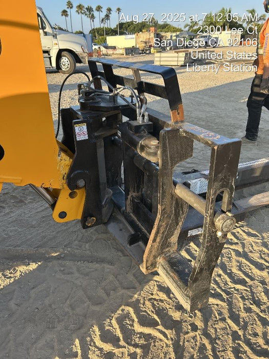 2024 JLG 1001095418S