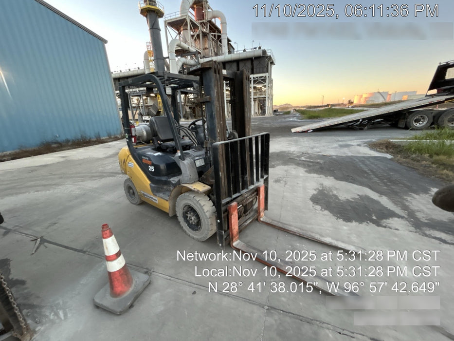 2021 KOMATSU FG25T-16