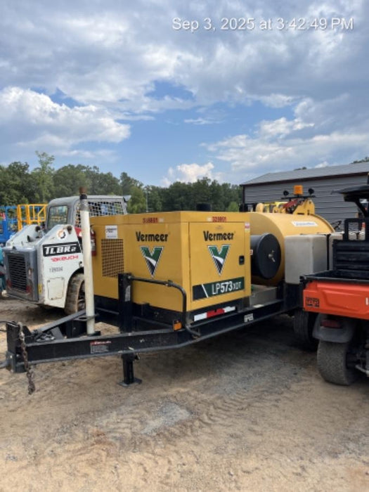 2023 Vac-Tron LP573XDT T4 Koehler Diesel Engine, 500 Gallon Debris Tank, x2 100 Gallon Water Tanks