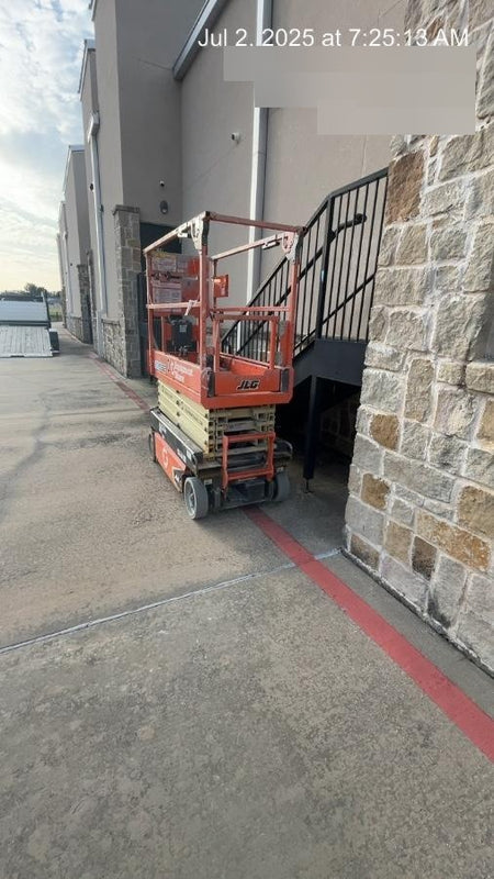 2022 JLG ES1932