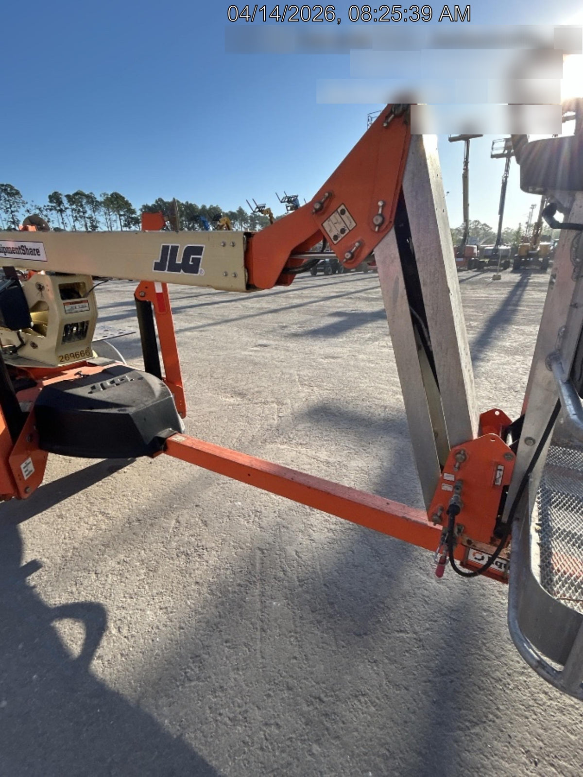 2022 JLG T500J