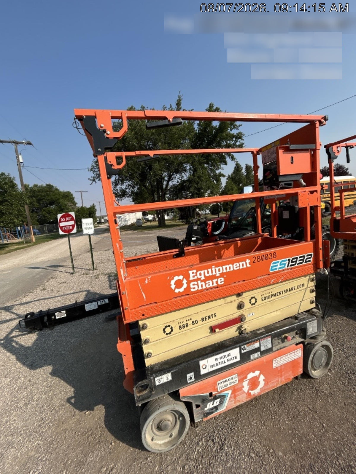2022 JLG ES1932