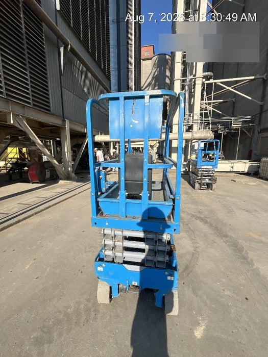 2019 Genie GS-1930 Fixed rails with chain Entry