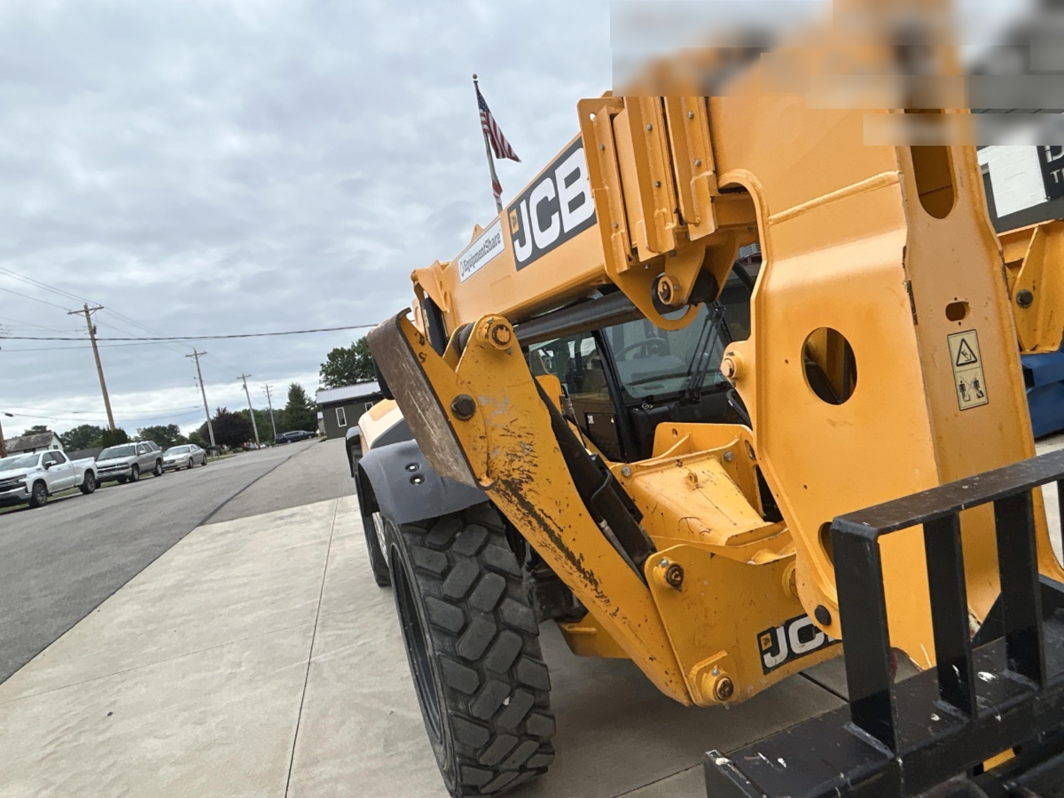 2022 JCB 510-56