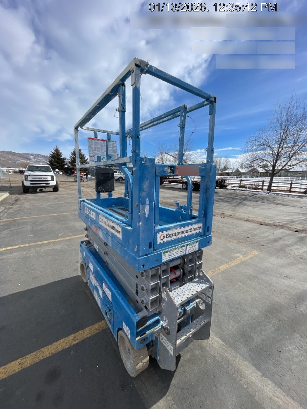 2020 Genie GS-1930 Solid Non Marking Tires, Beacon, Folding rails with half height swing gate, 800W Inverter