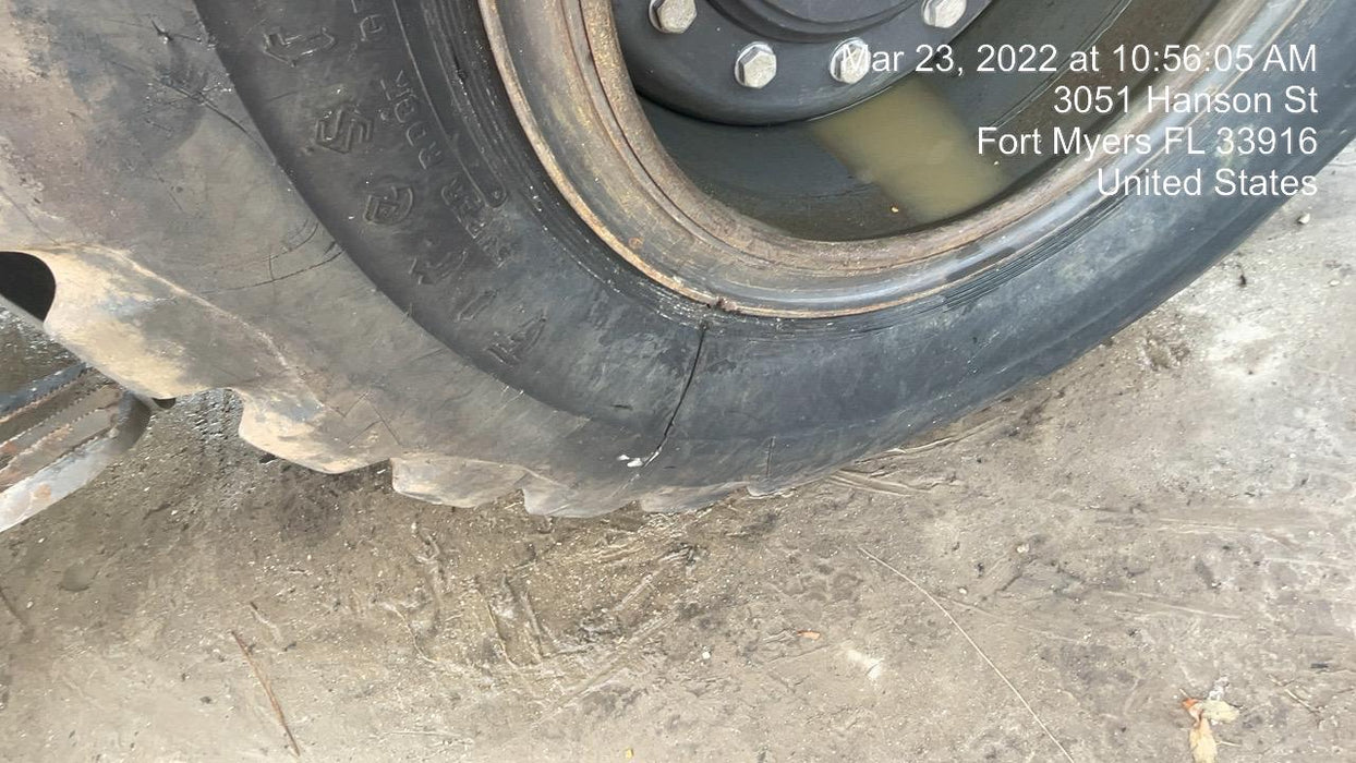 2018 Case 621G CLOSED CAB, 1 FUNCTION, JRB 416 STYLE HYD COUPLER