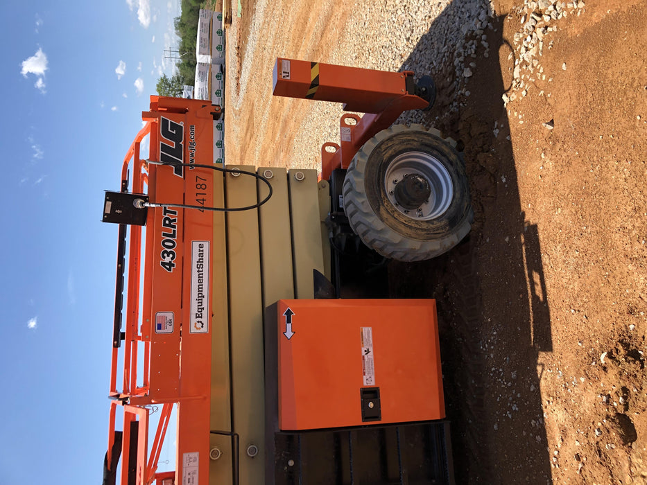2019 JLG 430LRT