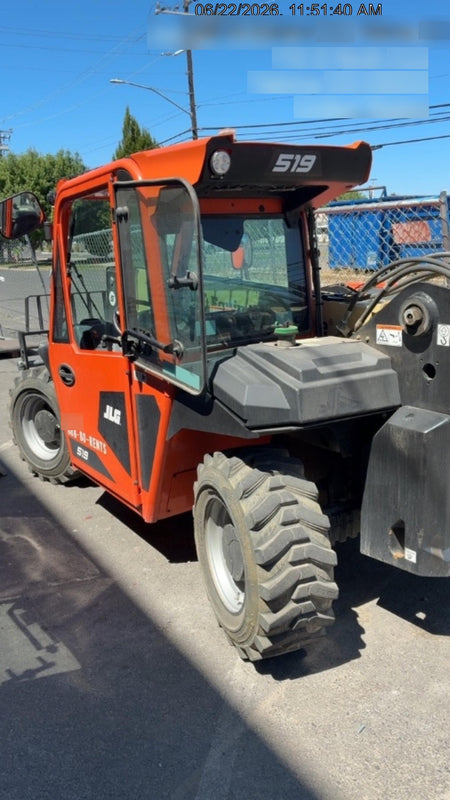 2025 JLG 519