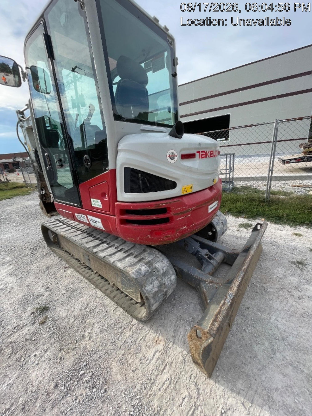 2023 TAKEUCHI TB250-2CR