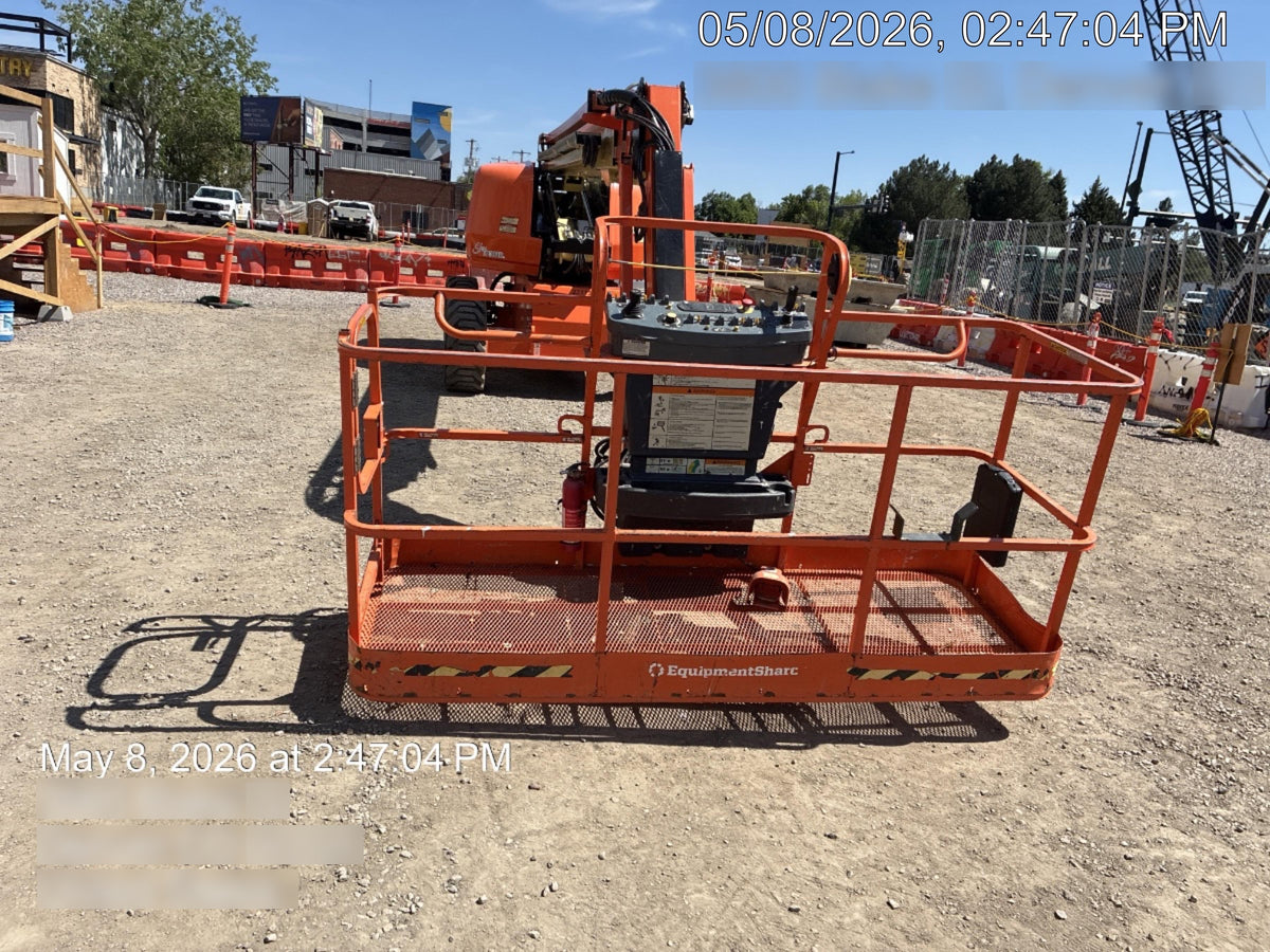 2022 JLG 660SJ