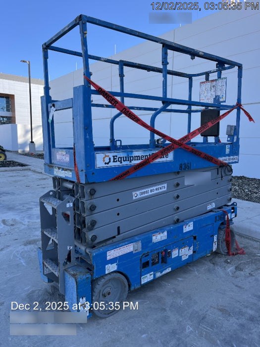 2018 Genie GS-3232 Genie GS3232 Lift w/Folding Rails and Swing Gate