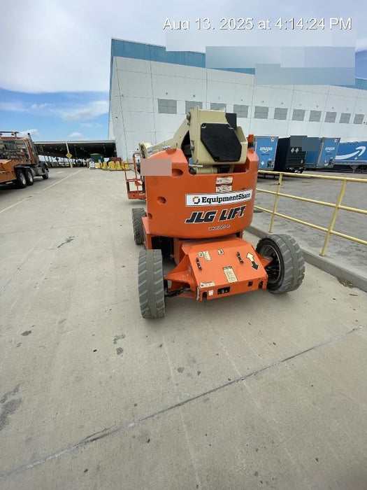 2019 JLG E450AJ