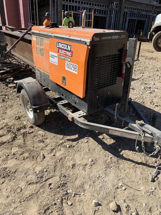 2021 Lincoln Electric Vantage 322 Vantage 322 Ready Pak 3 w/ Decals, ORANGE (includes trailer, cable rack, fender light kit) NO Telematics