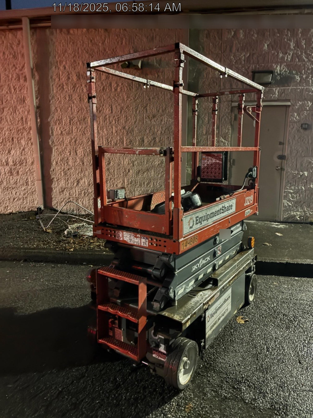 2021 SKYJACK SJ3219