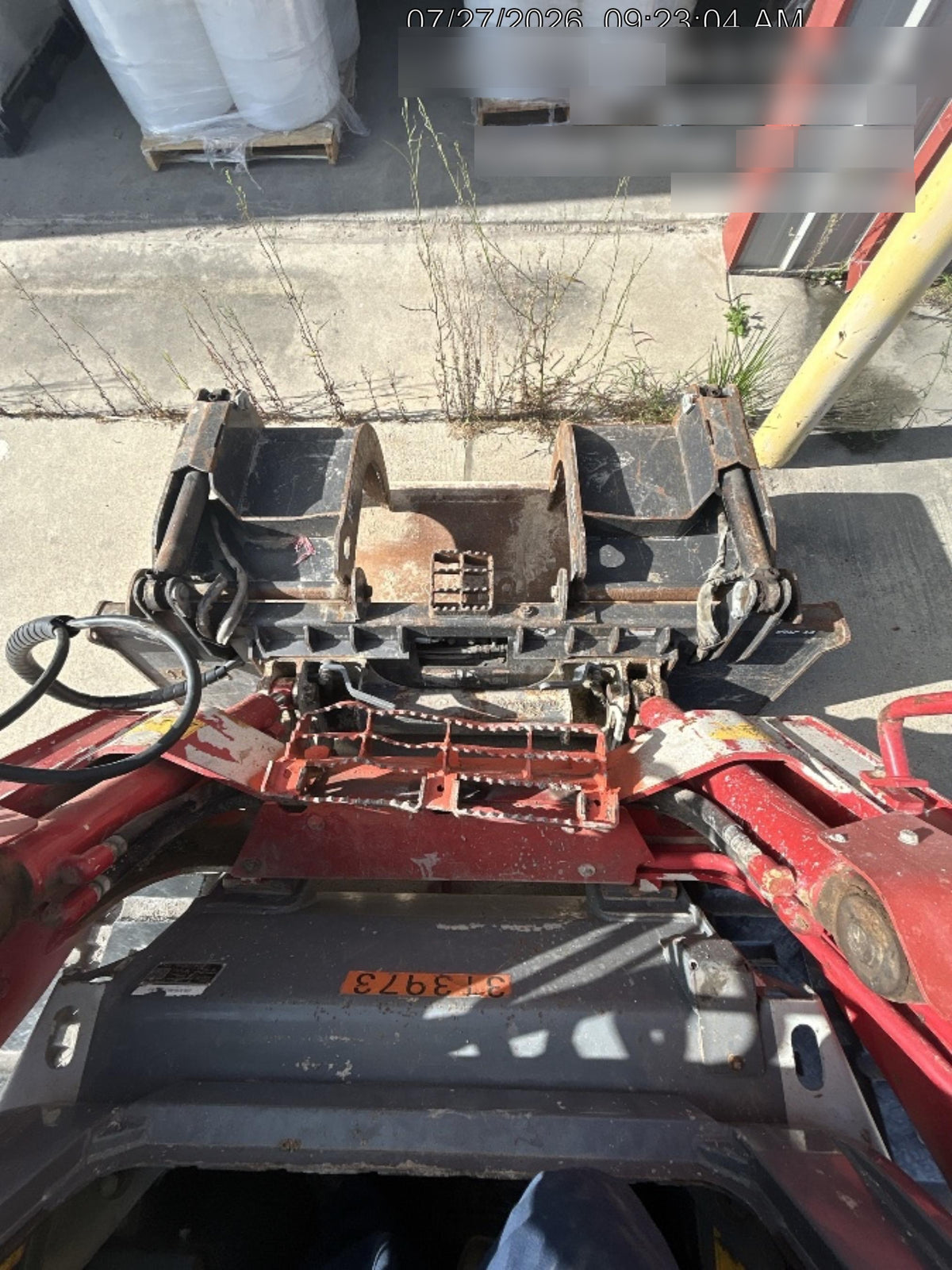2018 PALADIN 76" Scrap Grapple Bucket - Paladin