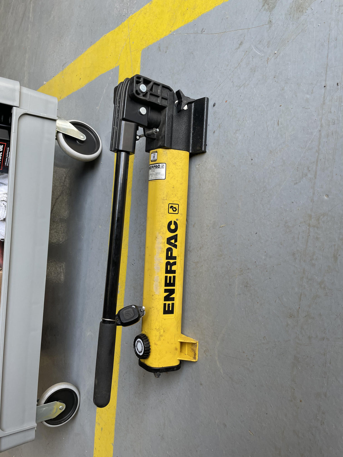 2021 ENERPAC P392