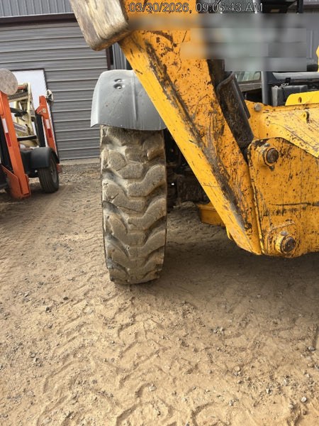2019 JCB 512-56 Canopy, 109 HP, Solid Tires, STD Worklight, Beacon, Aux Hydraulics, Lifting Eye, Back up Alarm w/66" Carriage/60" Forks