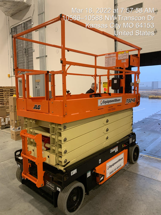 2022 JLG R3246