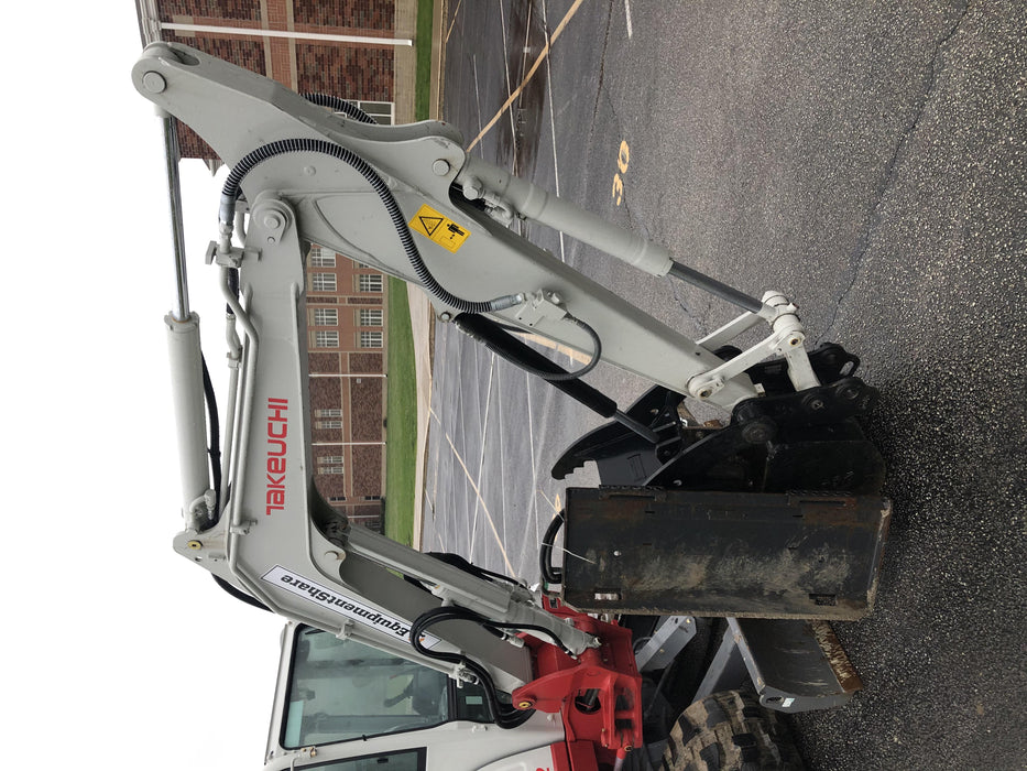 2020 TAKEUCHI TB250-2C