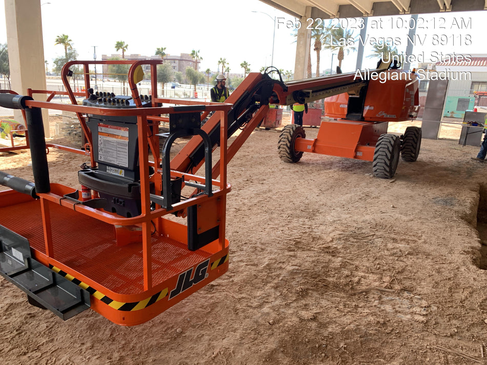 2023 JLG 460SJ