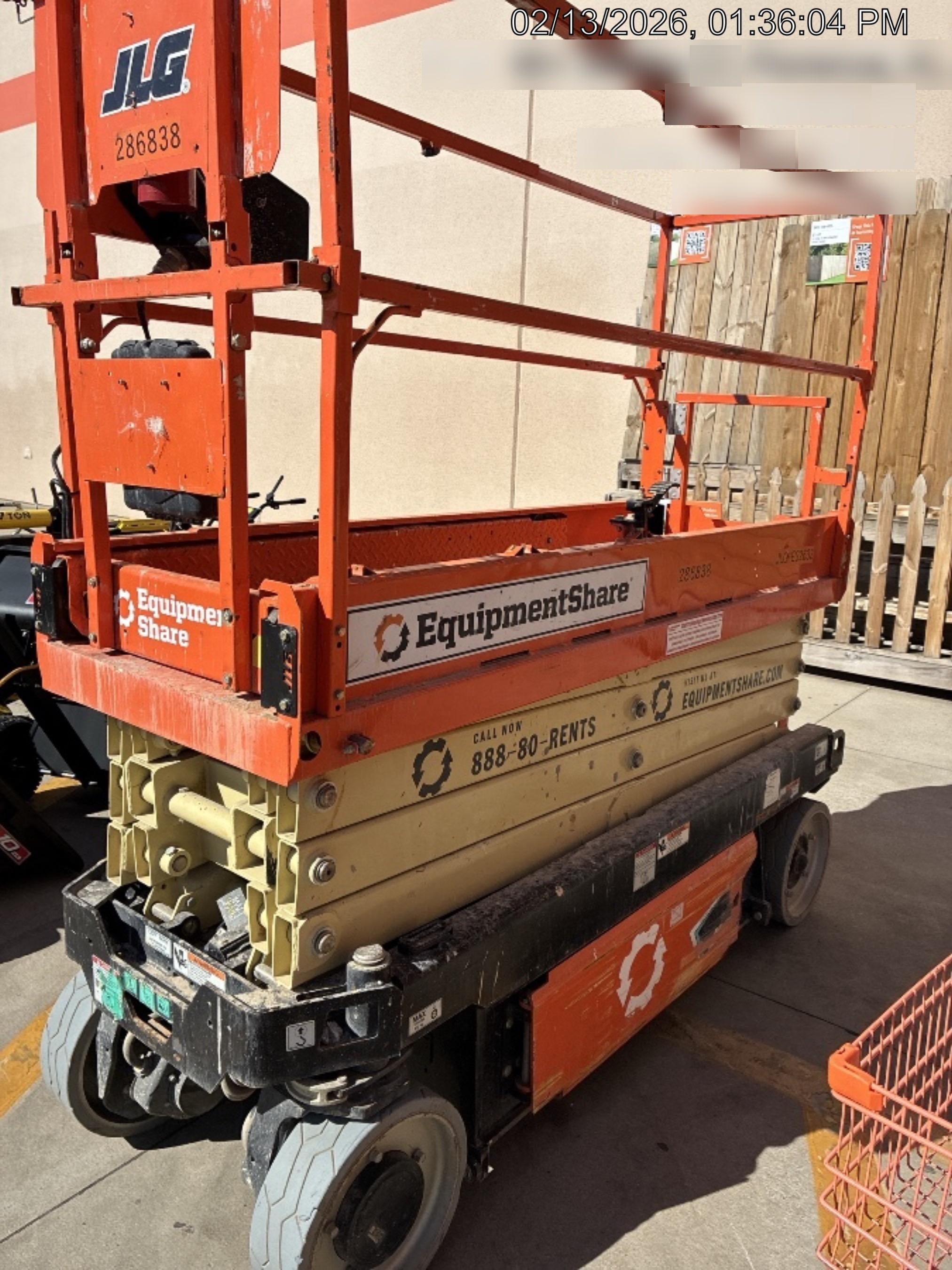 2022 JLG ES2632