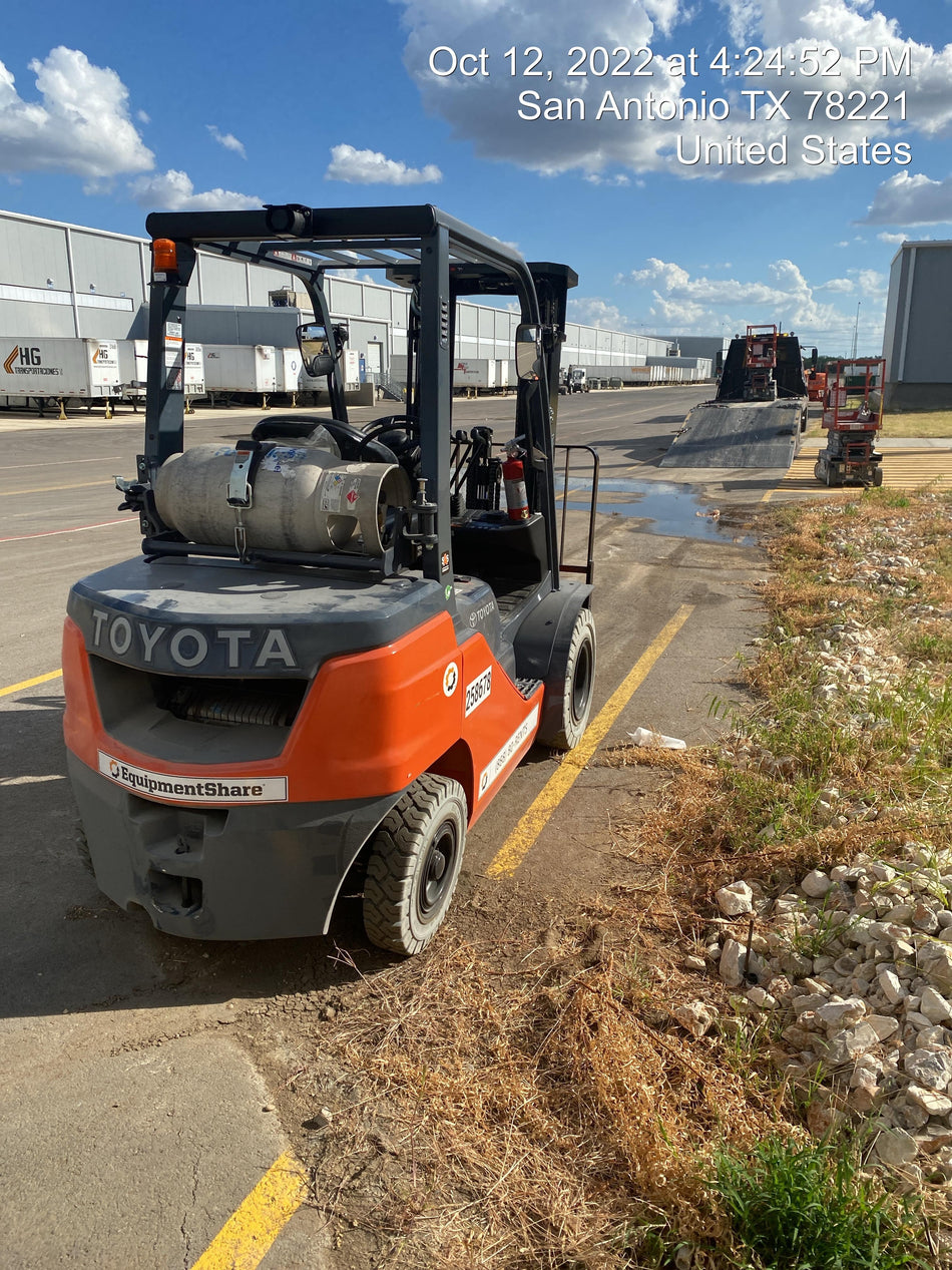 2022 TOYOTA 50-8FGU25