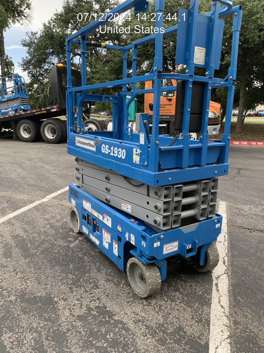 2020 Genie GS-1930 Solid Non Marking Tires, Beacon, Folding rails with half height swing gate