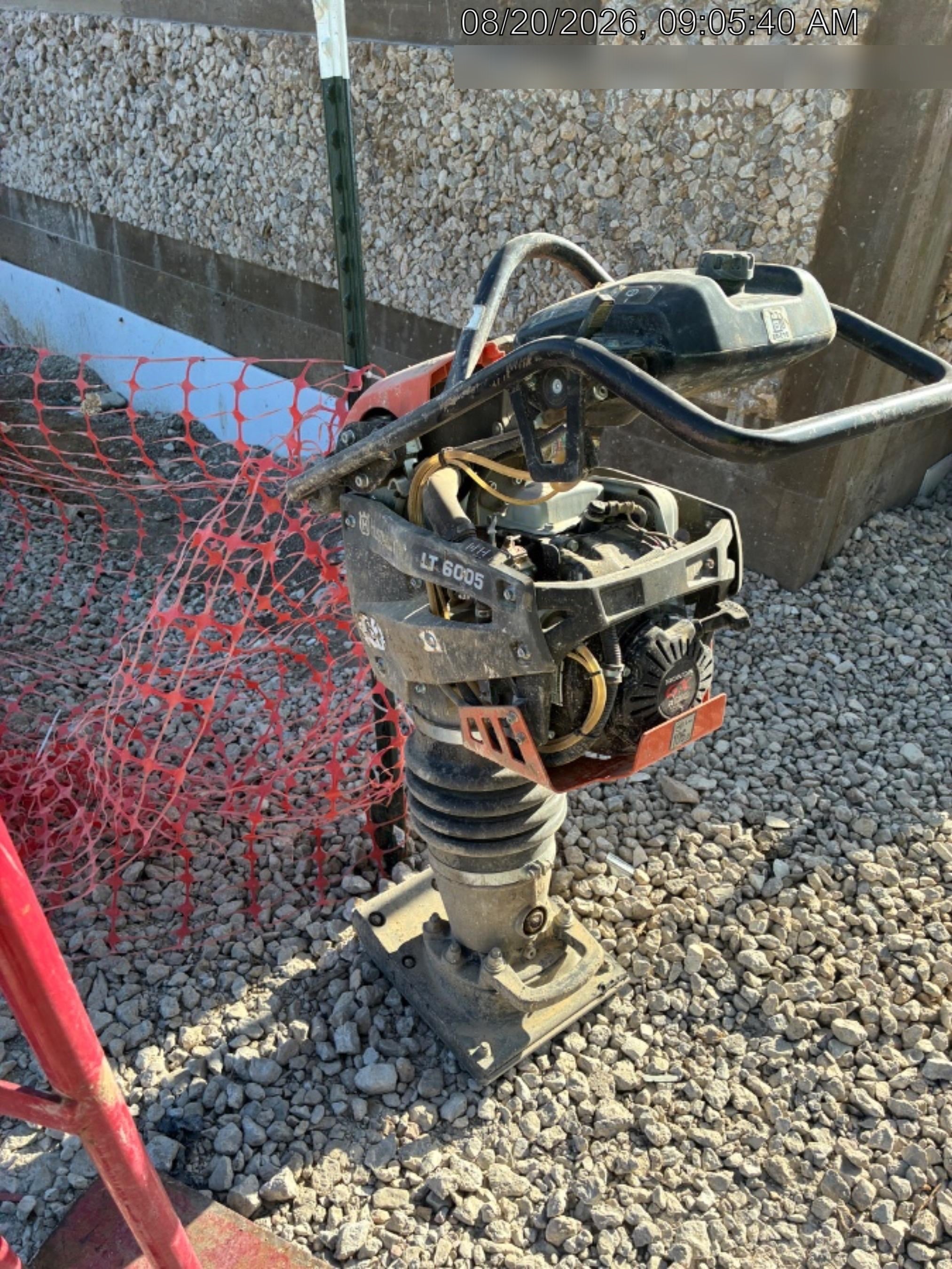 2025 HUSQVARNA LT6005