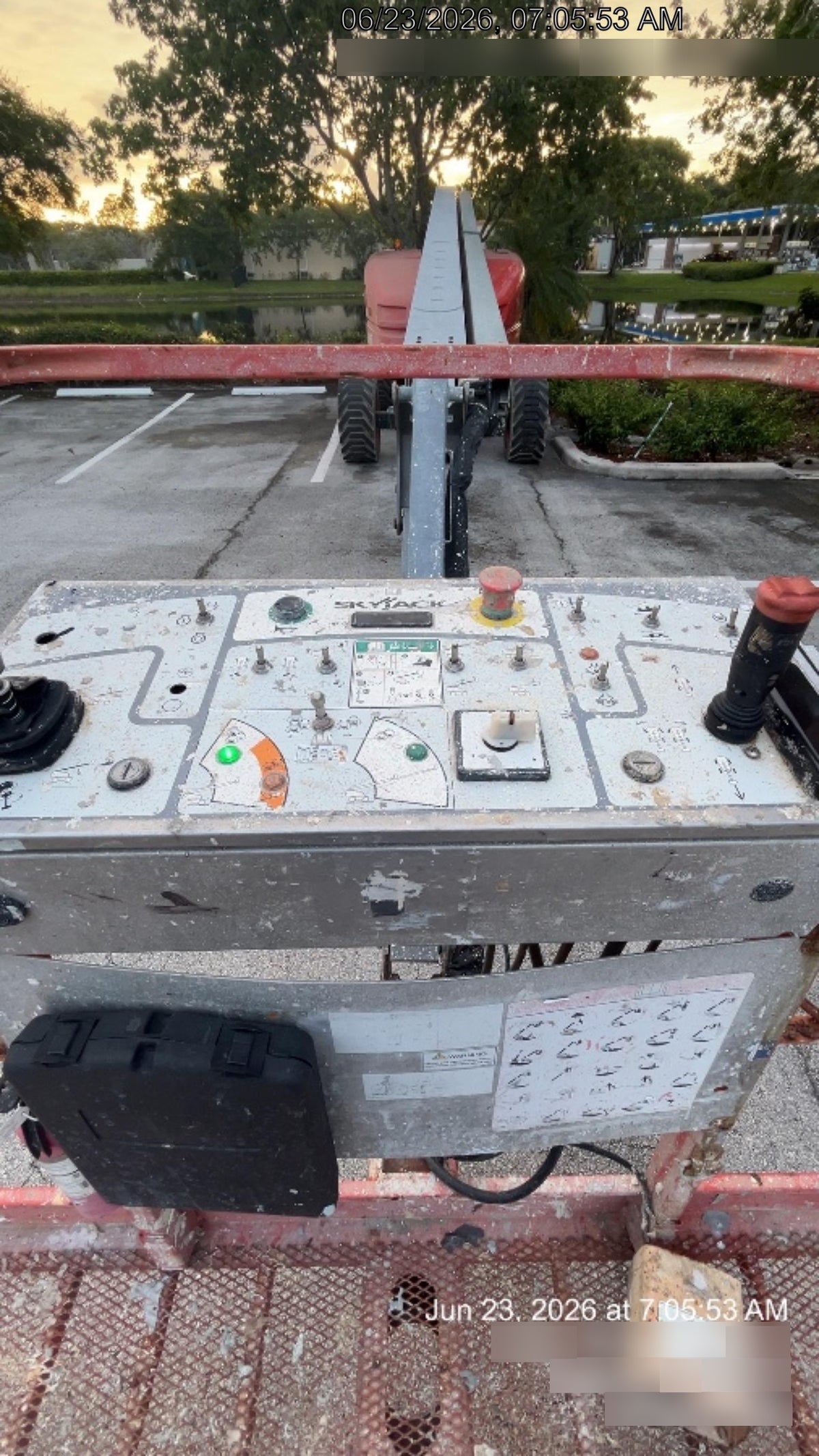 2019 SKYJACK SJ86T