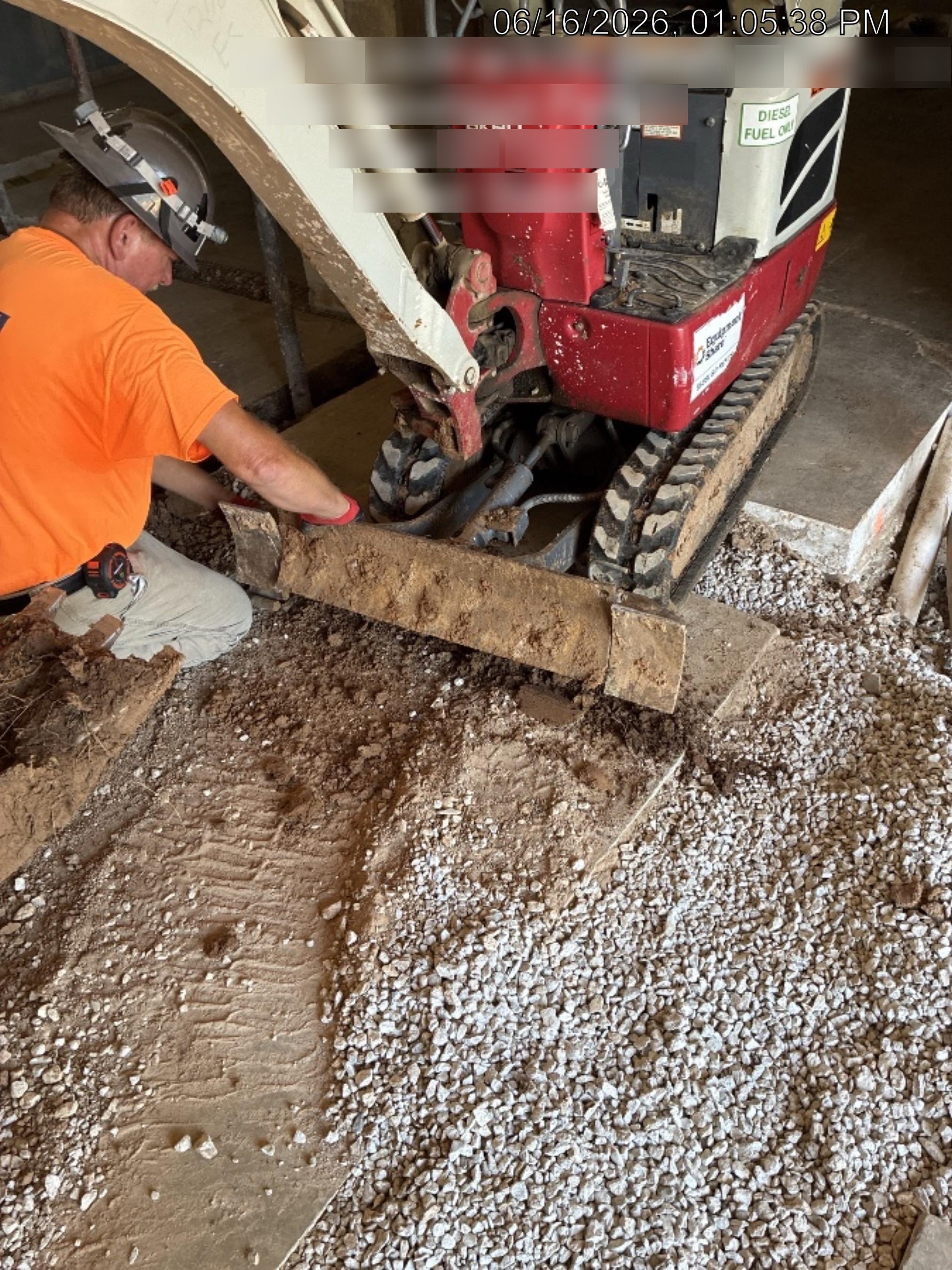 2022 TAKEUCHI TB210R