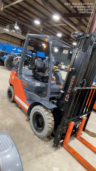 2022 TOYOTA 50-8FGU25