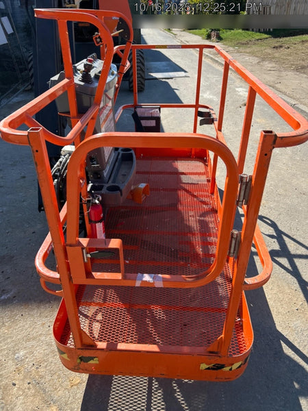 2025 JLG 660SJ