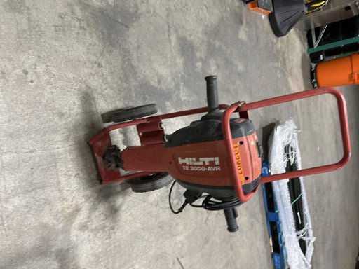 2020 HILTI TE 3000-AVR