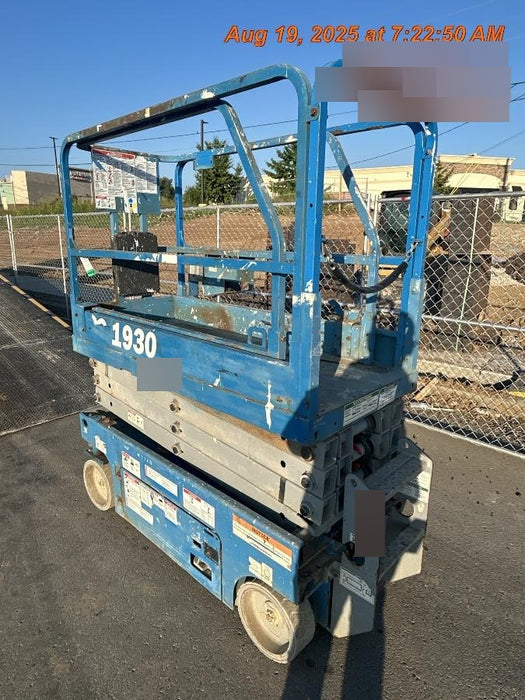 2019 Genie GS-1930 Fixed Rails with Chain Entry