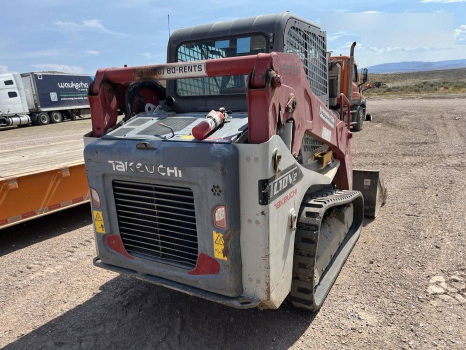 2019 Takeuchi TL10V2-CR Cab/Heat/AC, Rubber Tracks, Backup Alarm, Front & rear working Lights, Auxiliary Hydraulics, 2 Speed Travel, Engine Monitoring System, Hydraulic universal quick hitch w/76" HD dirt bucket with 8 teeth, 20.3 cubic feet capacity, 48" Pallet forks and frame