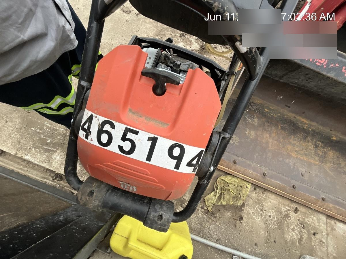 2024 HUSQVARNA LT6005