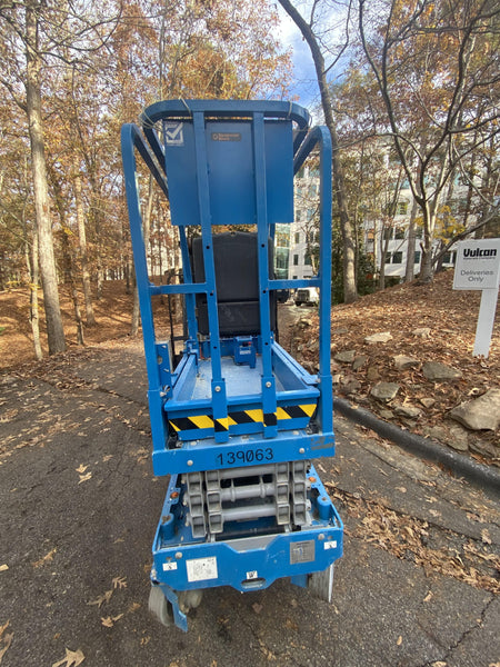 2021 GENIE GS-1330m