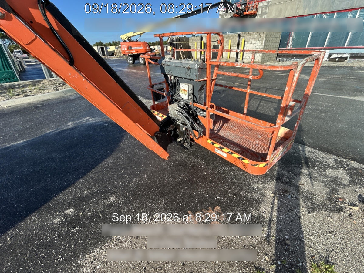 2022 JLG 660SJ